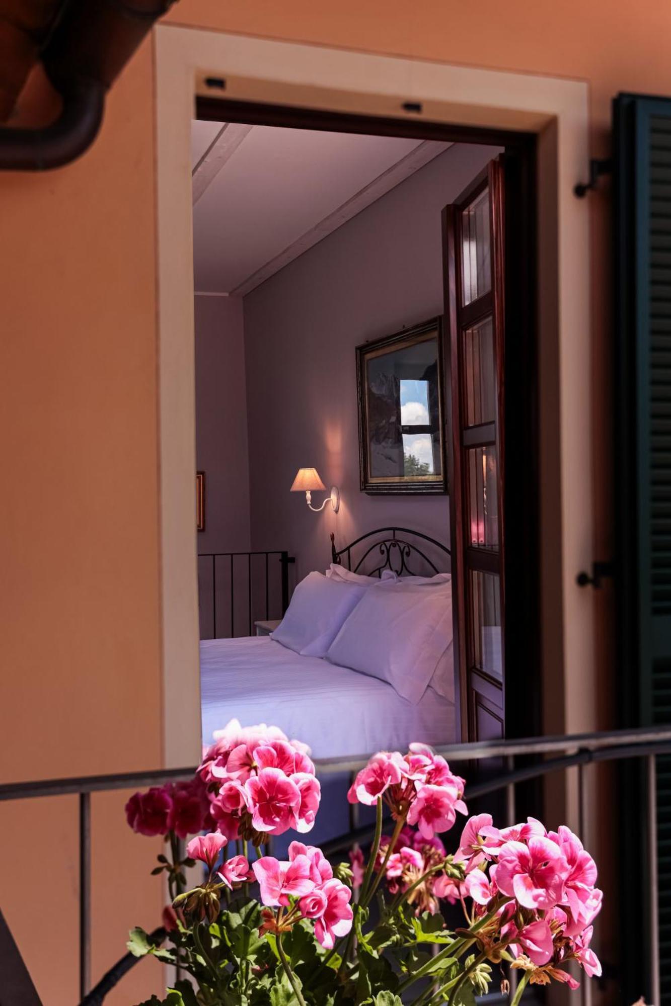 La Cantinella Country House La Morra Exterior photo